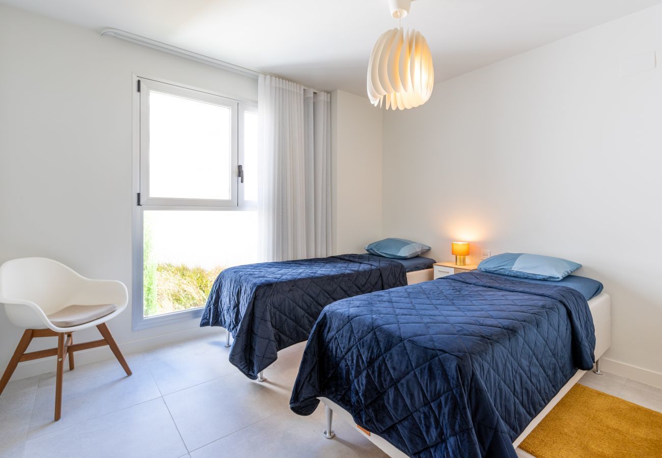 Apartamento en Benalmádena - Bahia de Torrequebrada | Apartamento de 2 dormitorios con vistas al mar