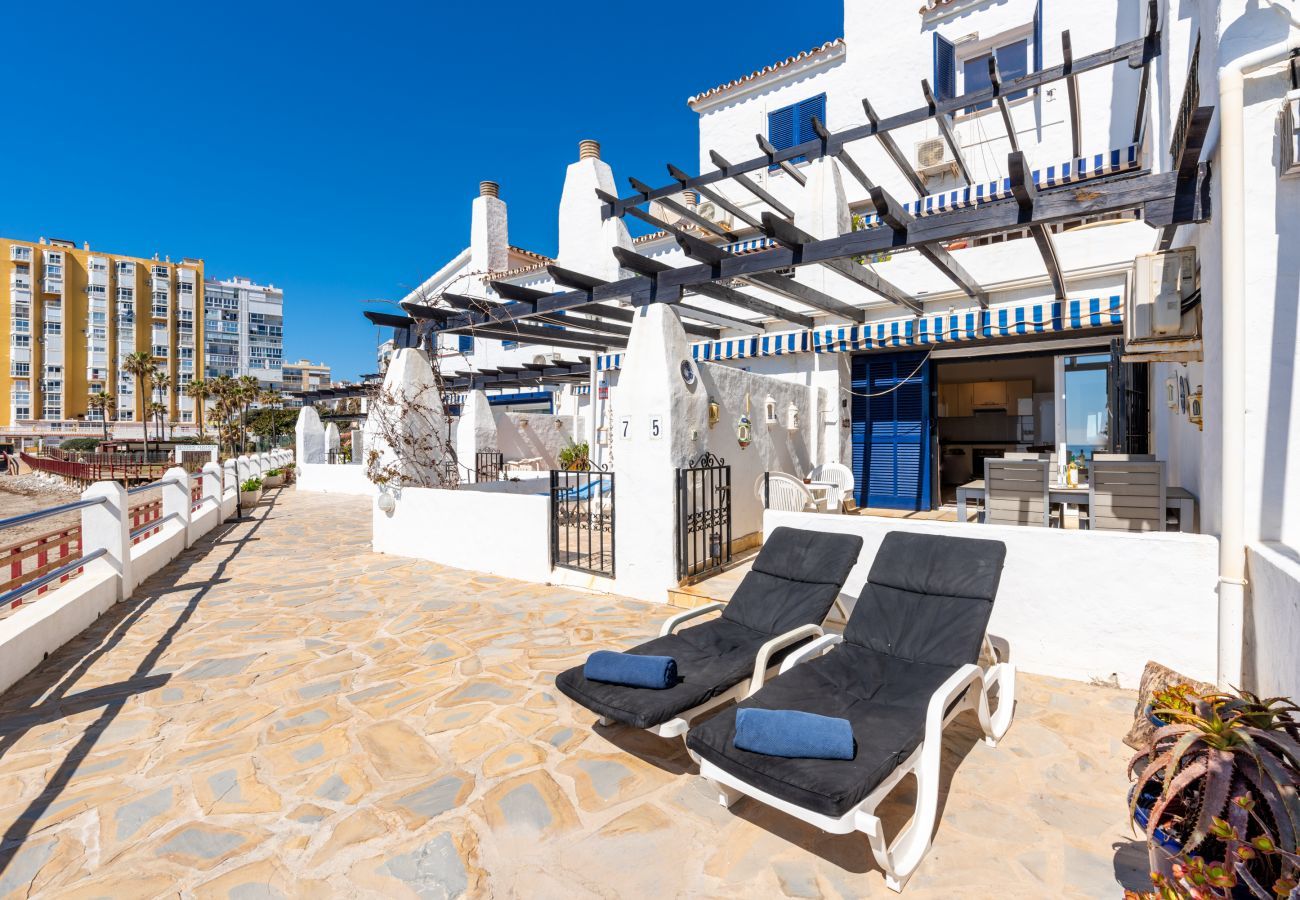 Apartamento en Mijas Costa - Pequeño paraíso en la playa de Calahonda I