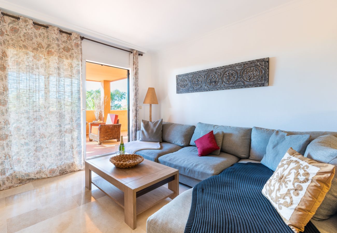 Apartamento en Marbella - Los Lagos Golf II | Encantador apartamento de 3 habitaciones en Marbella