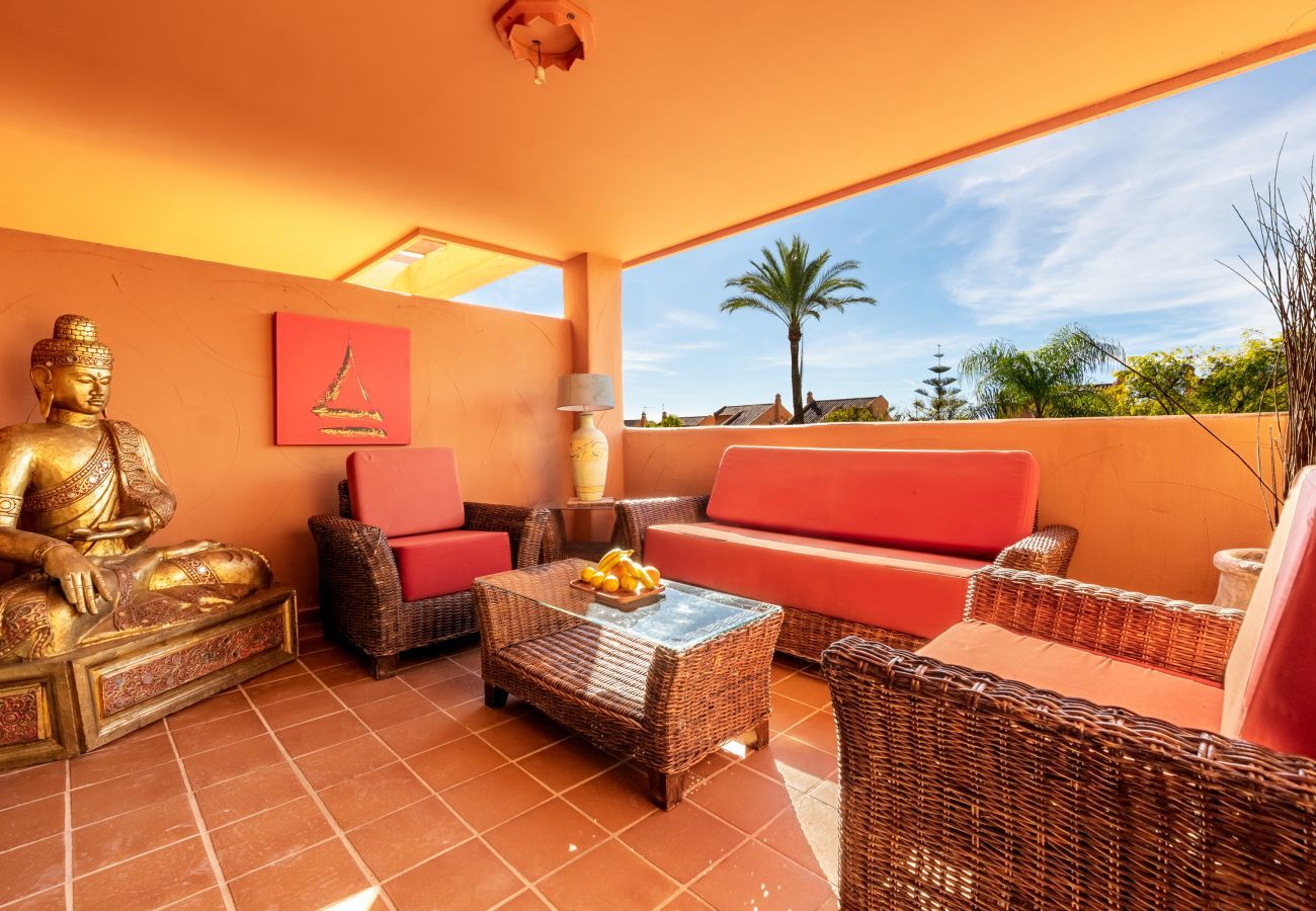 Apartamento en Marbella - Los Lagos Golf II | Encantador apartamento de 3 habitaciones en Marbella