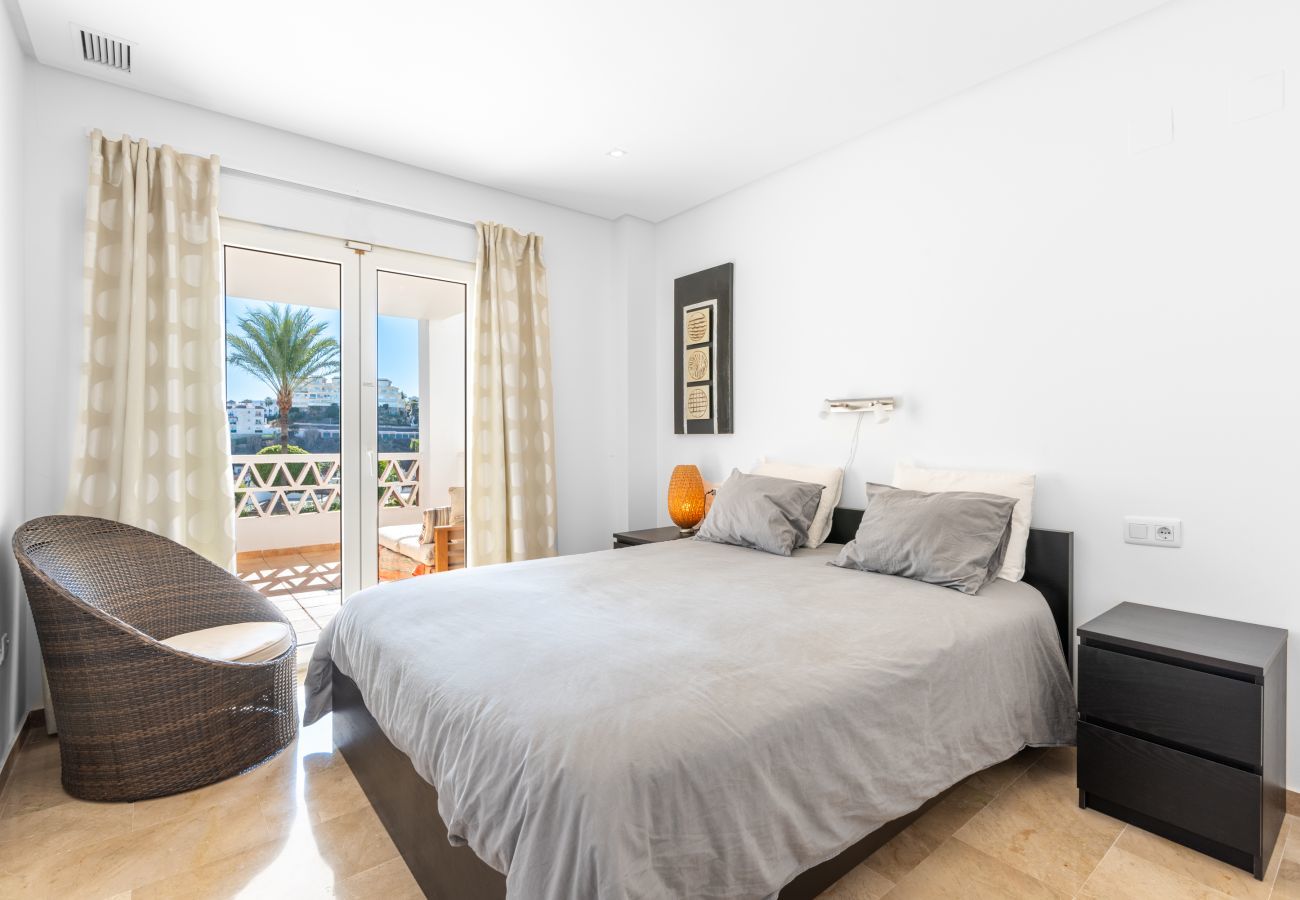 Apartamento en Mijas Costa - Miraflores Garden Golf | Apartamento de 3 habitaciones con vistas al mar