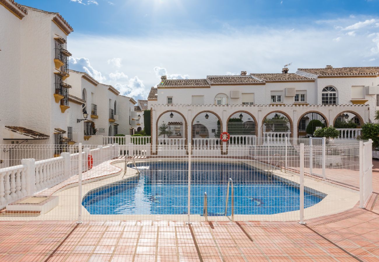 Apartamento en Benalmádena - Tio Charles de June | Encantador apartamento de 2 dormitorios