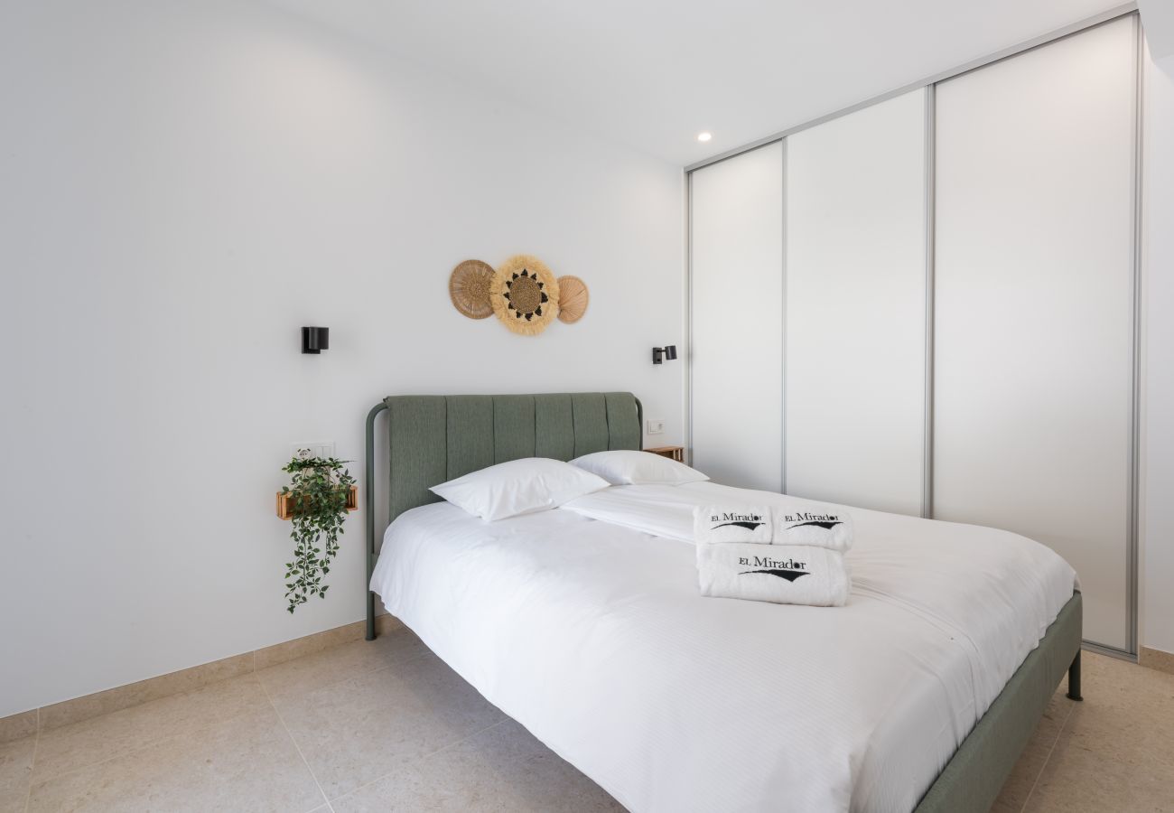 Apartamento en Torrox Costa - Mirador 4 bedroom private pool and elevator