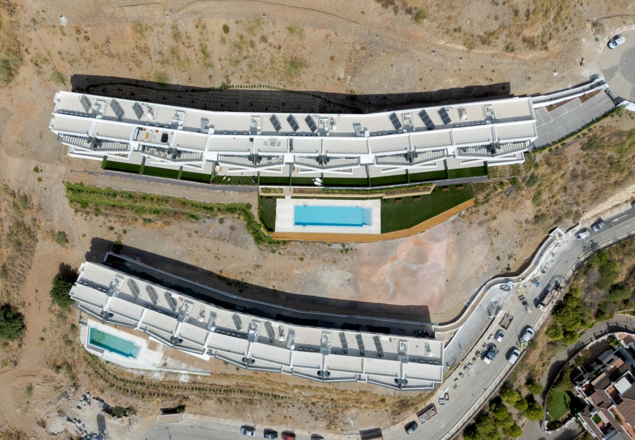 Apartamento en Rincón de la Victoria - Bali en Rincón | Elegante Apartamento de 2 Dormitorios con Terraza y Vistas al Mar