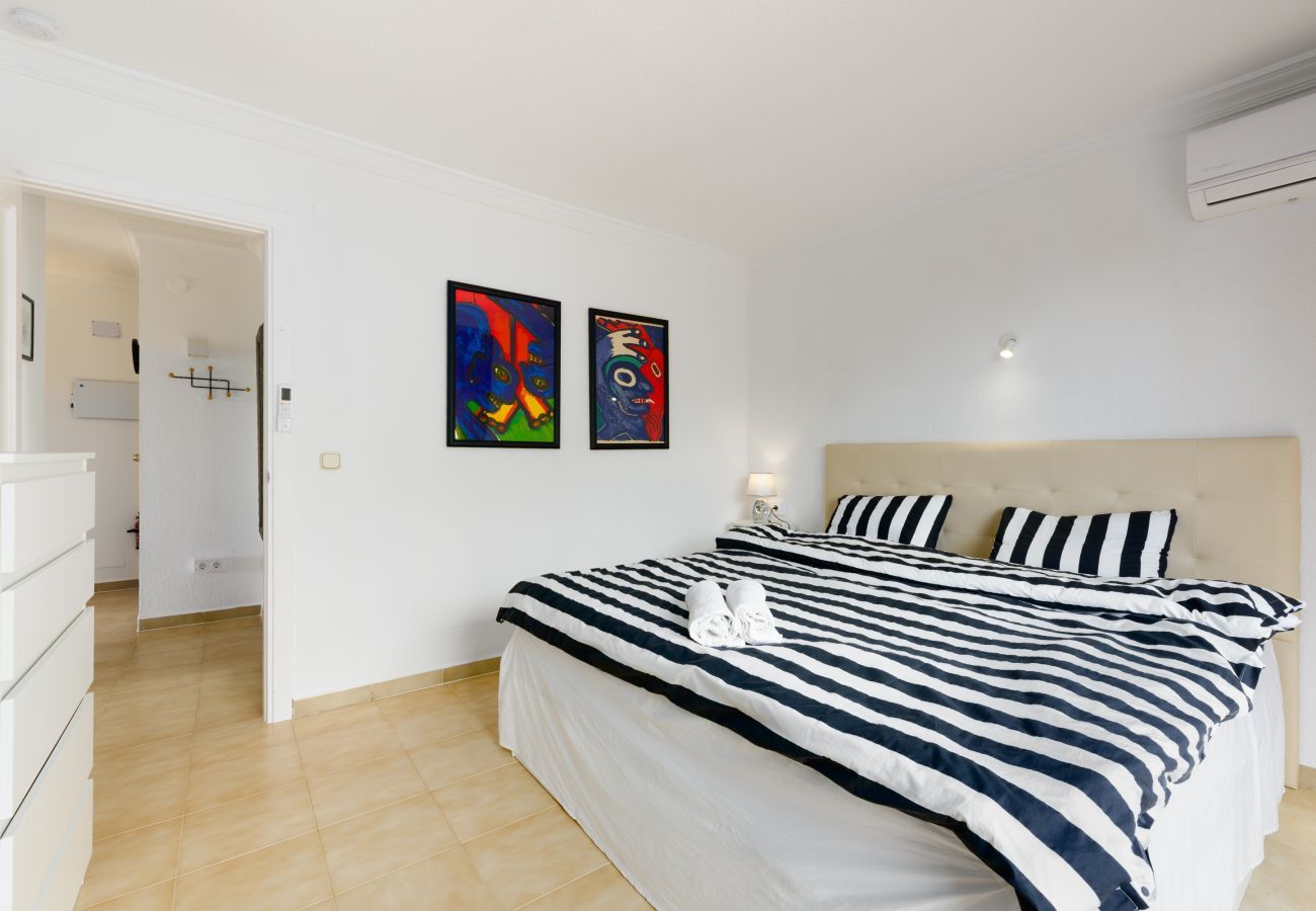 Apartamento en Benalmádena - Benalmadena Views | Luminoso apartamento con vistas al mar cerca de Playa Santa Ana