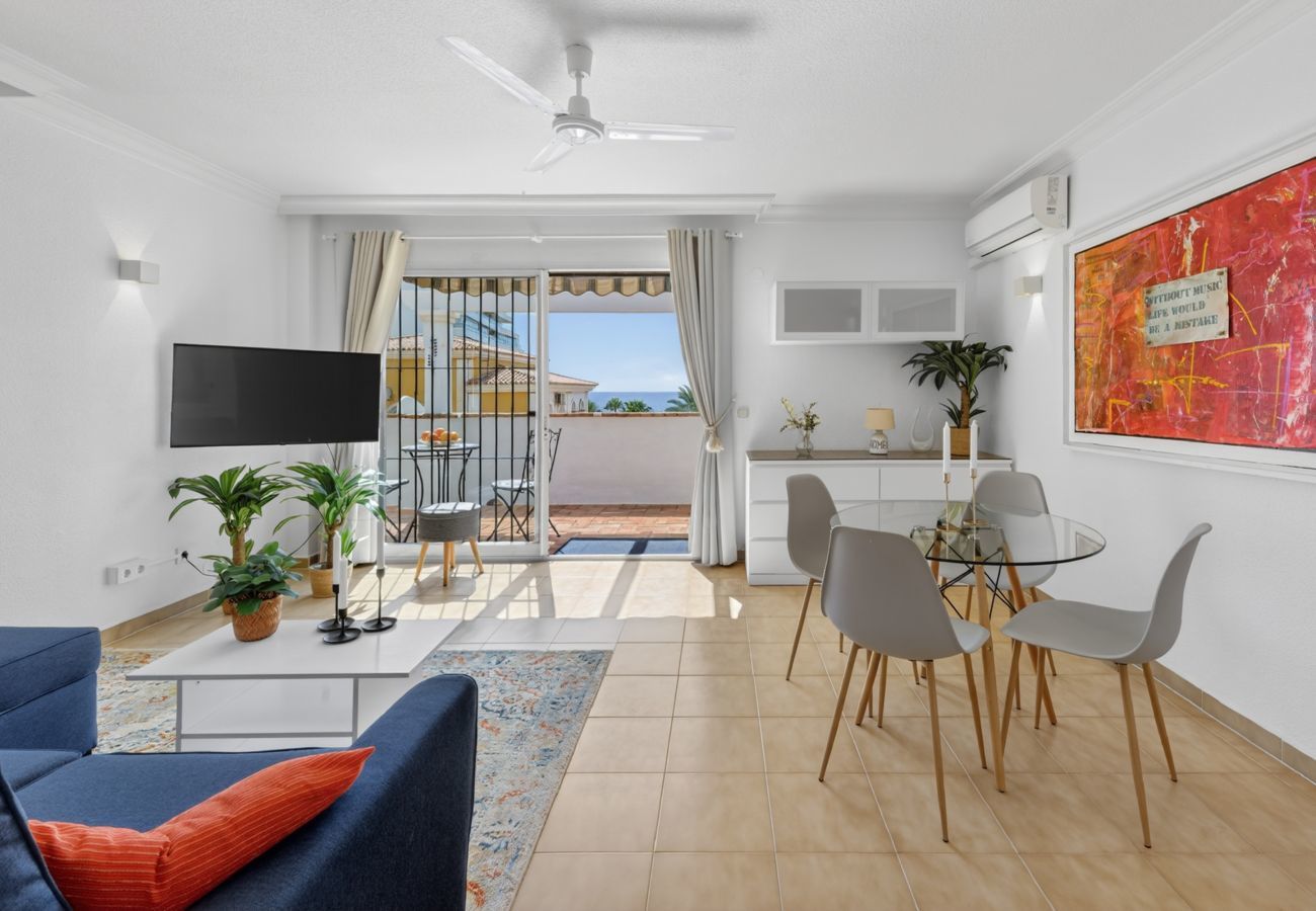 Apartamento en Benalmádena - Benalmadena Views | Luminoso apartamento con vistas al mar cerca de Playa Santa Ana