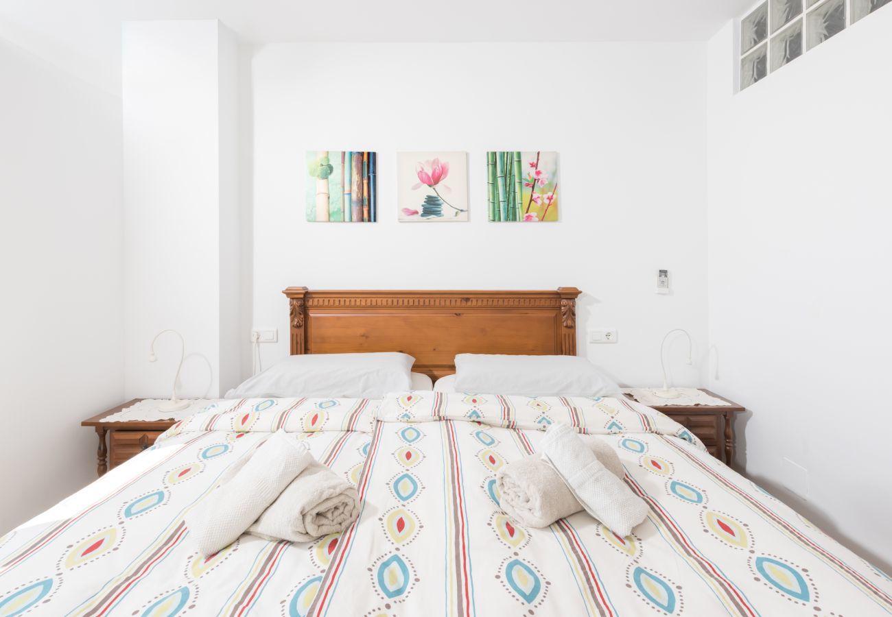 Apartamento en Mijas Costa - Calahonda Beach III – Apartamento frente al mar con vistas al mar en Mijas Costa