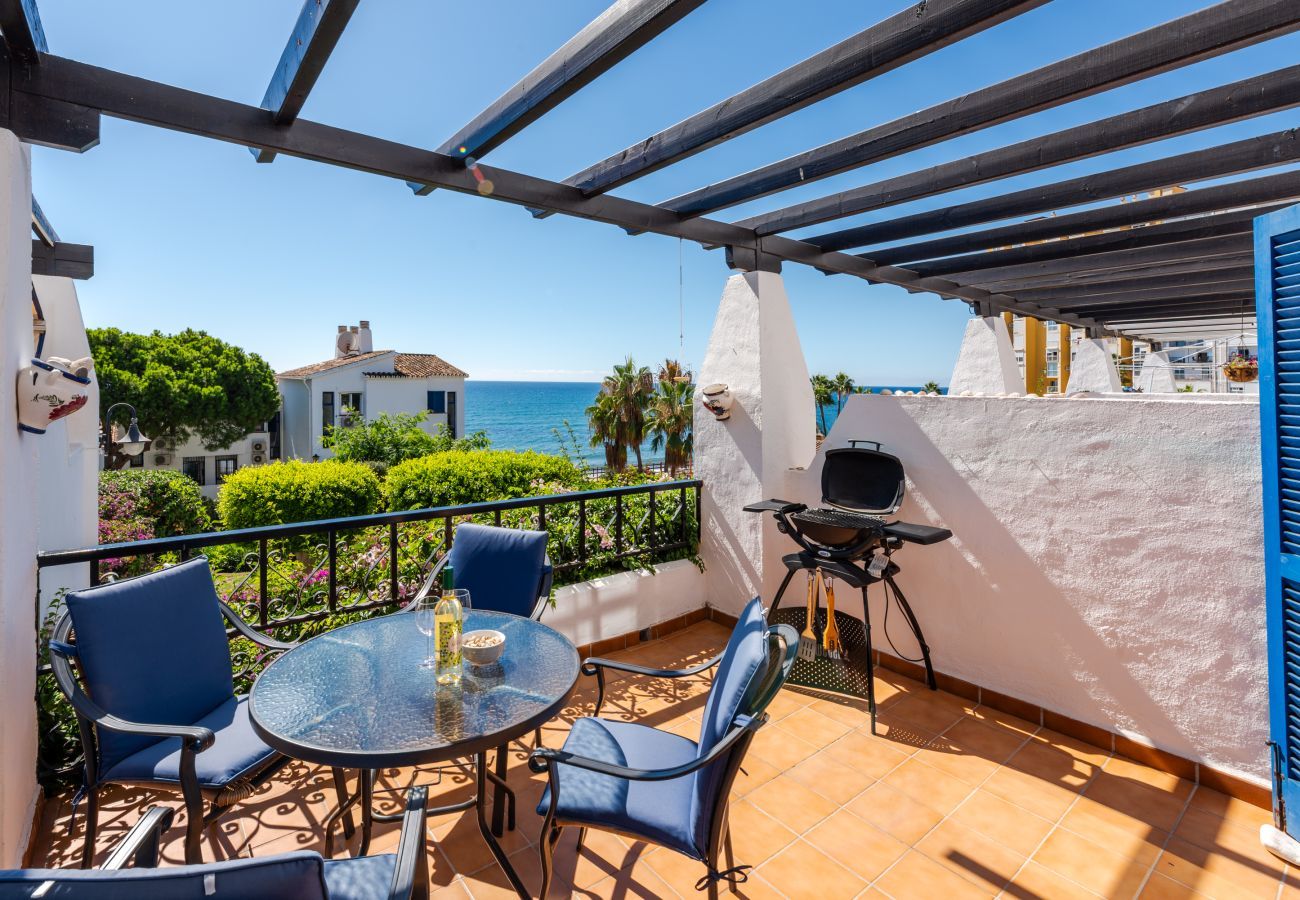 Apartamento en Mijas Costa - Calahonda Beach III – Apartamento frente al mar con vistas al mar en Mijas Costa