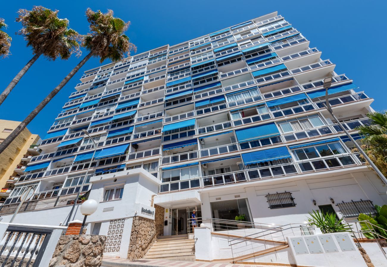 Apartamento en Torremolinos - Al Andalus Torremolinos – Luminoso apartamento costero cerca de La Carihuela, restaurantes y centro