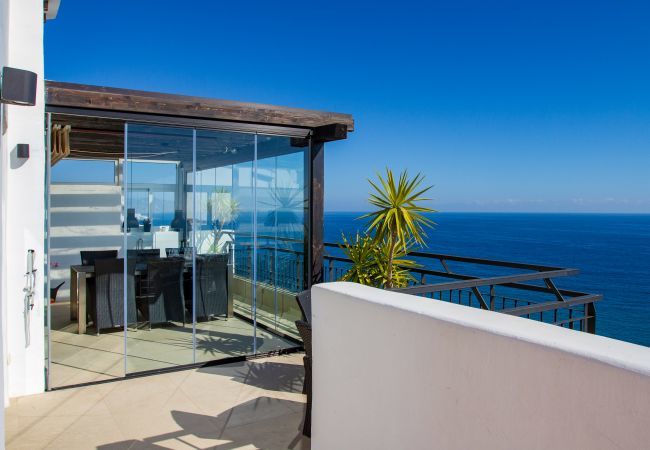 Apartment in Torrox Costa - Penthouse Calaceite Blanco | Escape with 180° Sea Views near Nerja Apartment in Torrox Costa - Penthouse Calaceite Blanco | Escape with 180° Sea Views near Nerja