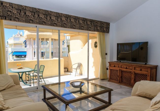 Apartment in Benalmádena - Puerto Marina - 2 terraces and direct view to the Marina Apartment in Benalmádena - Puerto Marina - 2 terraces and direct view to the Marina