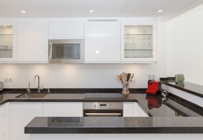 Apartment in Benalmádena - Puerto Marina - 2 terraces and direct view to the Marina Apartment in Benalmádena - Puerto Marina - 2 terraces and direct view to the Marina