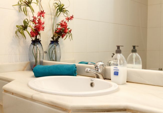 Apartment in Benalmádena - Puerto Marina - 2 terraces and direct view to the Marina Apartment in Benalmádena - Puerto Marina - 2 terraces and direct view to the Marina