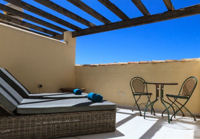 Apartment in Benalmádena - Puerto Marina - 2 terraces and direct view to the Marina Apartment in Benalmádena - Puerto Marina - 2 terraces and direct view to the Marina