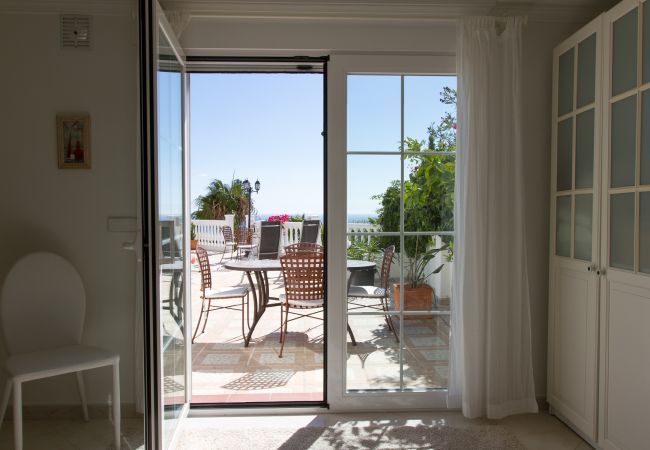 Villa in Mijas Costa - Villa Azalea - Exclusive villa with unique mediterranean view Villa in Mijas Costa - Villa Azalea - Exclusive villa with unique mediterranean view