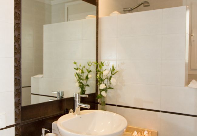 Villa in Mijas Costa - Villa Azalea - Exclusive villa with unique mediterranean view Villa in Mijas Costa - Villa Azalea - Exclusive villa with unique mediterranean view