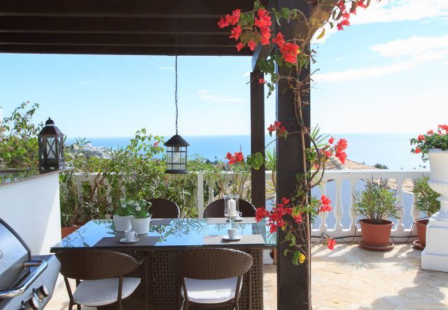 Villa in Mijas Costa - Villa Azalea - Exclusive villa with unique mediterranean view Villa in Mijas Costa - Villa Azalea - Exclusive villa with unique mediterranean view