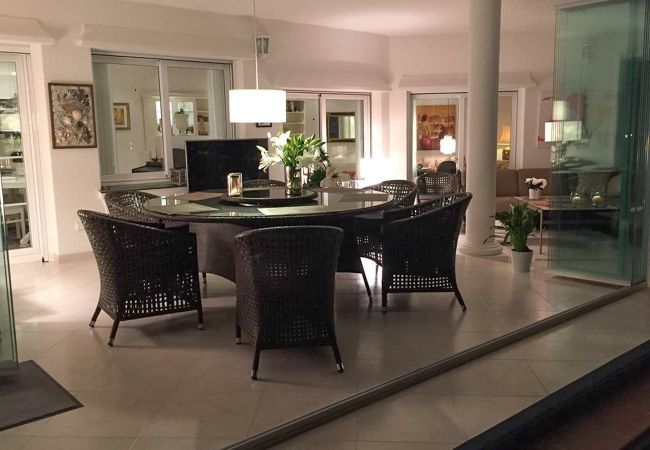 Villa in Mijas Costa - Villa Azalea - Exclusive villa with unique mediterranean view Villa in Mijas Costa - Villa Azalea - Exclusive villa with unique mediterranean view