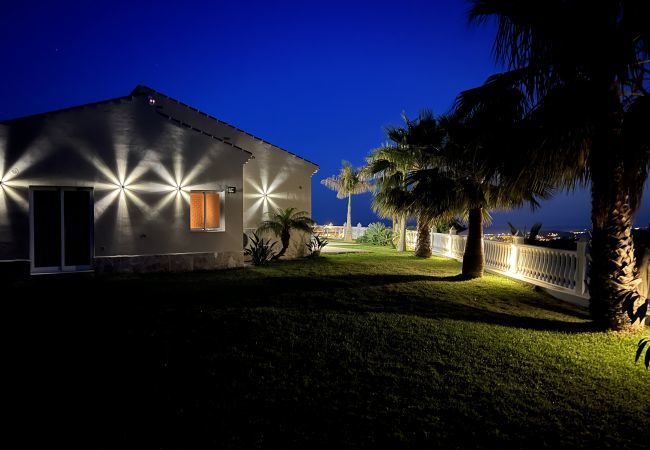 Villa in Algarrobo - Casa Bonita - 4 bedroom Country House in Authentic Andalucia, Malaga Villa in Algarrobo - Casa Bonita - 4 bedroom Country House in Authentic Andalucia, Malaga