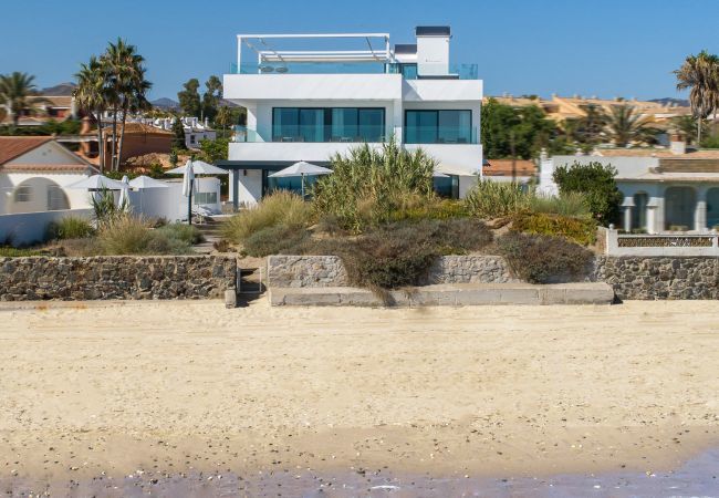 Villa in Marbella - Costabella Marbella - Unique Luxury Beach Villa Villa in Marbella - Costabella Marbella - Unique Luxury Beach Villa