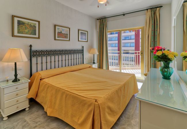 Apartment in Fuengirola - Doña Sofia Fuengirola - Beach Apartment, parking, Wi-Fi, sea view Apartment in Fuengirola - Doña Sofia Fuengirola - Beach Apartment, parking, Wi-Fi, sea view