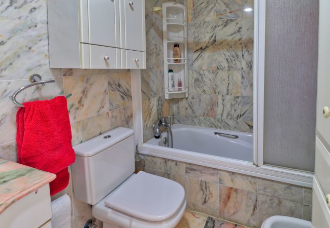 Apartment in Fuengirola - Doña Sofia Fuengirola - Beach Apartment, parking, Wi-Fi, sea view Apartment in Fuengirola - Doña Sofia Fuengirola - Beach Apartment, parking, Wi-Fi, sea view