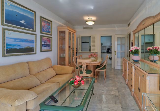 Apartment in Fuengirola - Doña Sofia Fuengirola - Beach Apartment, parking, Wi-Fi, sea view Apartment in Fuengirola - Doña Sofia Fuengirola - Beach Apartment, parking, Wi-Fi, sea view