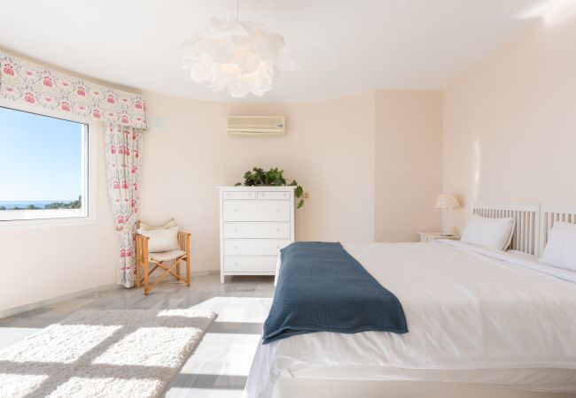Villa in Mijas Costa - Villa Panorama – Ocean View Oasis with Private Pool, Mijas Costa Villa in Mijas Costa - Villa Panorama – Ocean View Oasis with Private Pool, Mijas Costa