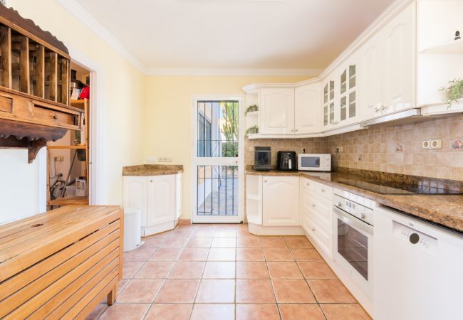 Villa in Mijas Costa - Villa Panorama – Ocean View Oasis with Private Pool, Mijas Costa Villa in Mijas Costa - Villa Panorama – Ocean View Oasis with Private Pool, Mijas Costa