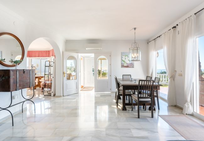 Villa in Mijas Costa - Villa Panorama – Ocean View Oasis with Private Pool, Mijas Costa Villa in Mijas Costa - Villa Panorama – Ocean View Oasis with Private Pool, Mijas Costa