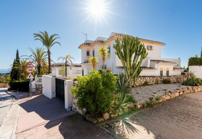 Villa in Mijas Costa - Villa Panorama – Ocean View Oasis with Private Pool, Mijas Costa Villa in Mijas Costa - Villa Panorama – Ocean View Oasis with Private Pool, Mijas Costa