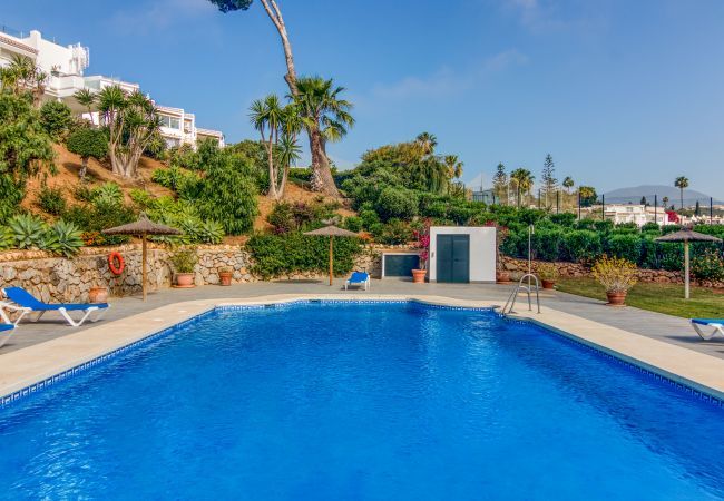 Apartment in Marbella - Azahara Marbella - Modern decorated apartment with lovely terrace view Apartment in Marbella - Azahara Marbella - Modern decorated apartment with lovely terrace view