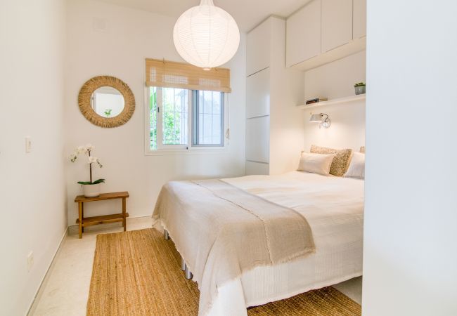 Apartment in Marbella - Azahara Marbella - Modern decorated apartment with lovely terrace view Apartment in Marbella - Azahara Marbella - Modern decorated apartment with lovely terrace view
