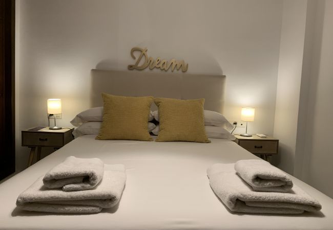 Apartment in Málaga - Victoria Suite Apartment Apartment in Málaga - Victoria Suite Apartment