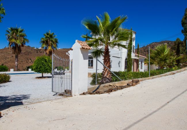 Villa in Algarrobo - Casa el Mirador - Authentic Spanish Country House