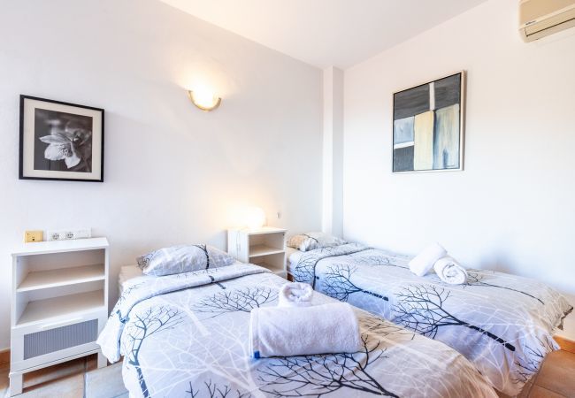 Apartment in Fuengirola - Buganvilla, El Higueron Apartment in Fuengirola - Buganvilla, El Higueron