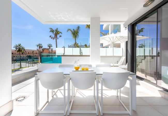 Apartment in Mijas Costa - Santa Barbara Heights CLC - Luxury, private pool on terrace, sea view Apartment in Mijas Costa - Santa Barbara Heights CLC - Luxury, private pool on terrace, sea view