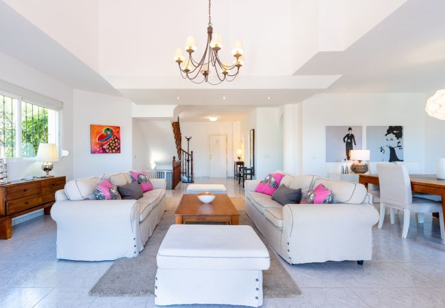 Terraced House in Mijas Costa - Lovely vacation home with amazing views and private pool | Townhouse Calahonda Terraced House in Mijas Costa - Lovely vacation home with amazing views and private pool | Townhouse Calahonda