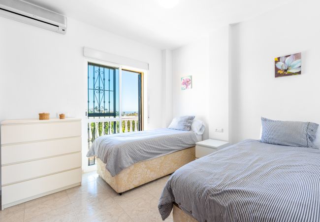 Terraced House in Mijas Costa - Lovely vacation home with amazing views and private pool | Townhouse Calahonda Terraced House in Mijas Costa - Lovely vacation home with amazing views and private pool | Townhouse Calahonda