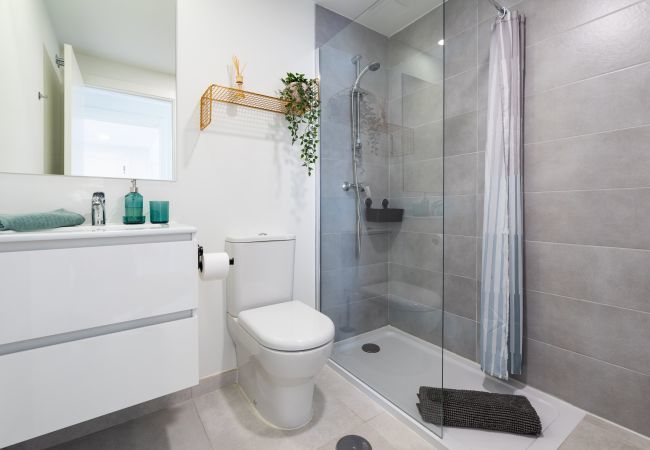 Apartment in Benalmádena - Bahia de Torrequebrada | Coastal Comfort & Sea Views Apartment in Benalmádena - Bahia de Torrequebrada | Coastal Comfort & Sea Views