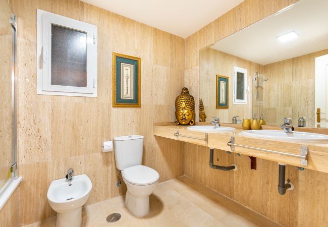 Apartment in Marbella - Los Lagos Golf I | Uniquely styled 3 bedroom apartment in Marbella Apartment in Marbella - Los Lagos Golf I | Uniquely styled 3 bedroom apartment in Marbella