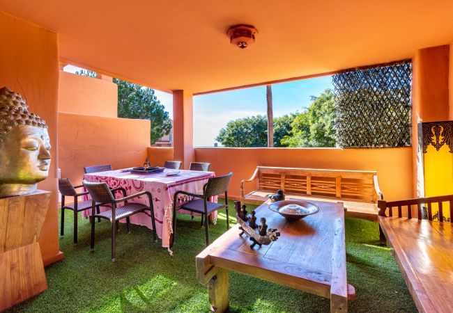 Apartment in Marbella - Los Lagos Golf I | Uniquely styled 3 bedroom apartment in Marbella Apartment in Marbella - Los Lagos Golf I | Uniquely styled 3 bedroom apartment in Marbella