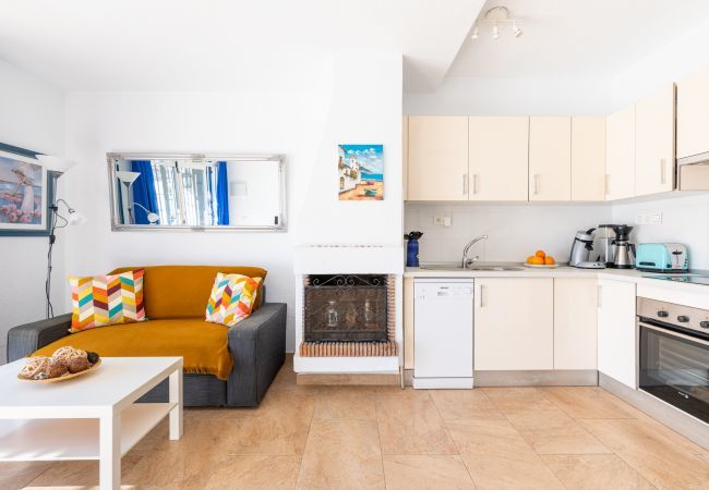 Apartment in Mijas Costa - Calahonda Beach II First line beach apartment in Calahonda Apartment in Mijas Costa - Calahonda Beach II First line beach apartment in Calahonda