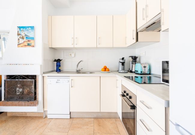 Apartment in Mijas Costa - Calahonda Beach II First line beach apartment in Calahonda Apartment in Mijas Costa - Calahonda Beach II First line beach apartment in Calahonda