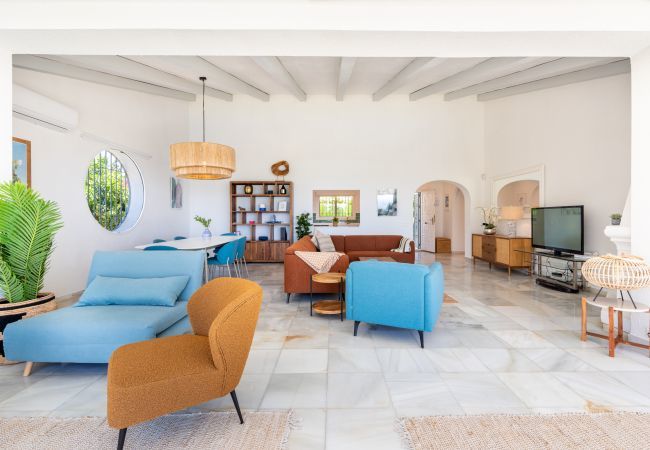Villa in Mijas Costa - Villa Cabopino | Golfside Villa with Spectacular Ocean Views Villa in Mijas Costa - Villa Cabopino | Golfside Villa with Spectacular Ocean Views