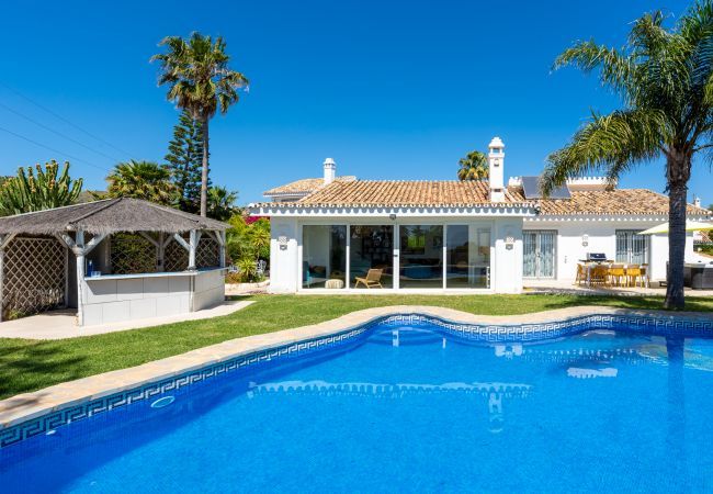 Villa in Mijas Costa - Villa Cabopino | Golfside Villa with Spectacular Ocean Views Villa in Mijas Costa - Villa Cabopino | Golfside Villa with Spectacular Ocean Views