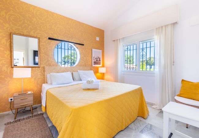 Villa in Mijas Costa - Villa Cabopino | Golfside Villa with Spectacular Ocean Views Villa in Mijas Costa - Villa Cabopino | Golfside Villa with Spectacular Ocean Views