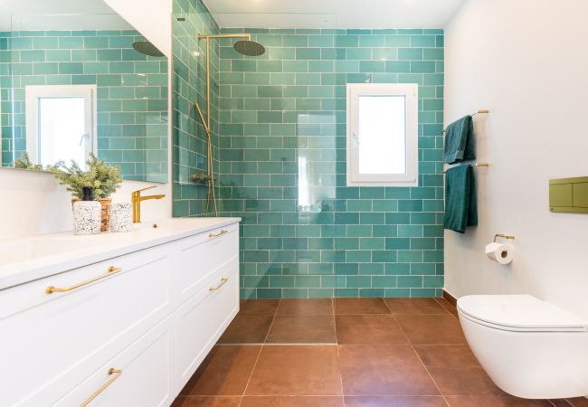 Villa in Mijas Costa - Villa Cabopino | Golfside Villa with Spectacular Ocean Views Villa in Mijas Costa - Villa Cabopino | Golfside Villa with Spectacular Ocean Views
