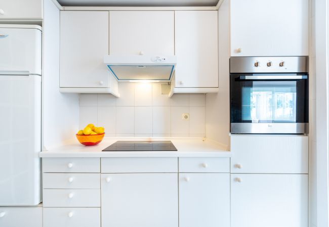 Apartment in Benalmádena - Puerto Deportivo | Scenic Marina Views & Coastal Comfort in Puerto Marina Benalmadena Apartment in Benalmádena - Puerto Deportivo | Scenic Marina Views & Coastal Comfort in Puerto Marina Benalmadena