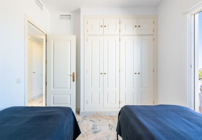 Apartment in La Cala de Mijas - Penthouse La Cala |  Offering dual terraces and spectacular ocean views Apartment in La Cala de Mijas - Penthouse La Cala |  Offering dual terraces and spectacular ocean views